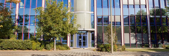 Die Fürst Gruppe beschäftigt rund 4.000 Mitarbeiter aus über 75 Nationen - Fürst Gruppe