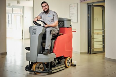 Die Fürst Sauberkeit reinigt Ihre Böden - Gebäudereinigung Fürst Gruppe